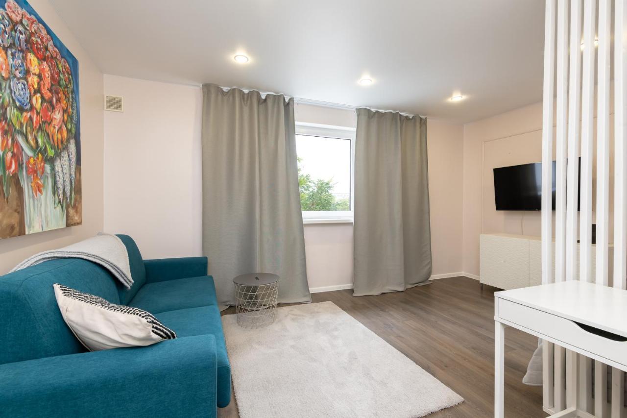 Cozy Stylish Studio Apartment With Free Parking By Centralapartments تالين المظهر الخارجي الصورة