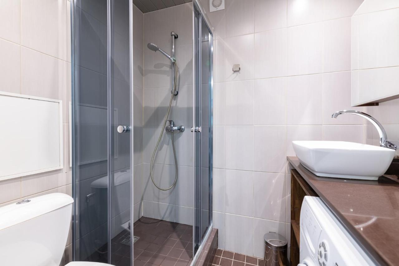 Cozy Stylish Studio Apartment With Free Parking By Centralapartments تالين المظهر الخارجي الصورة